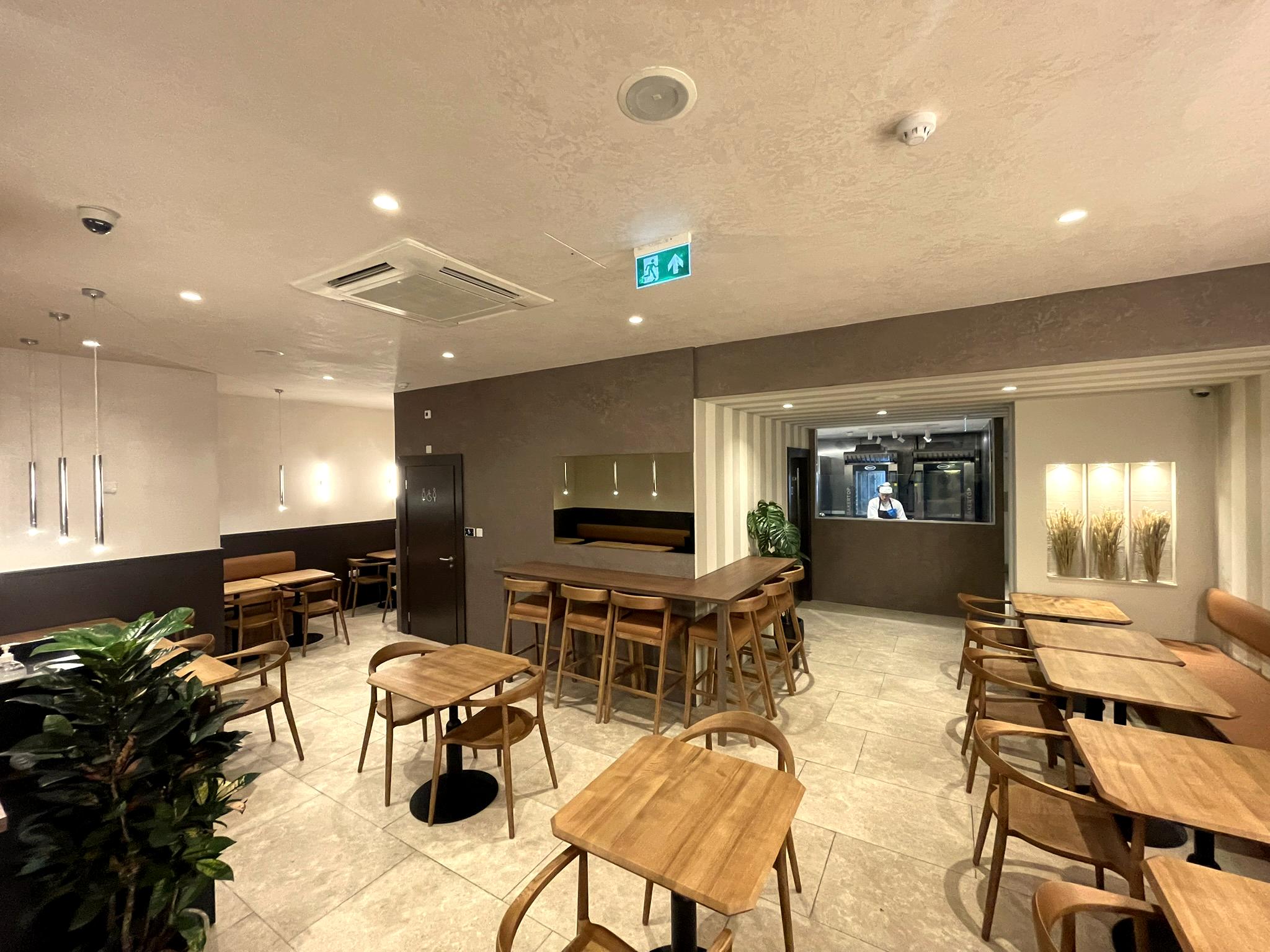 restaurant_warm_edit